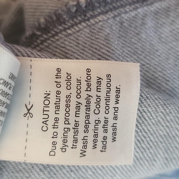 UNIVERSAL THREAD Light Wash Denim Sleeveless Zip Up Belted Boho Cargo Jumpsuit - Picture 8 of 8